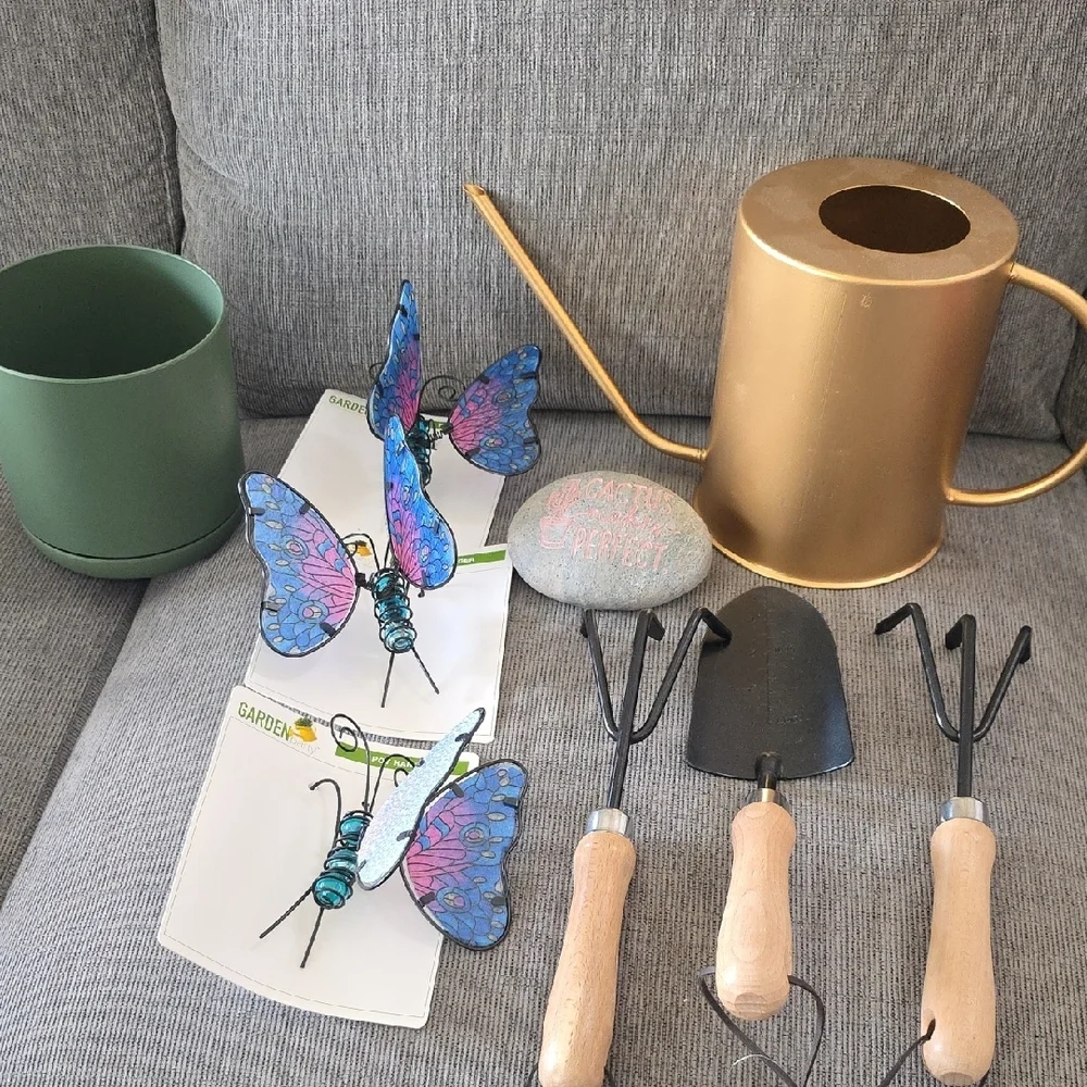 Gold Metal Watering Can – Decorative Home & Garden Accessories, 9 Items, All New